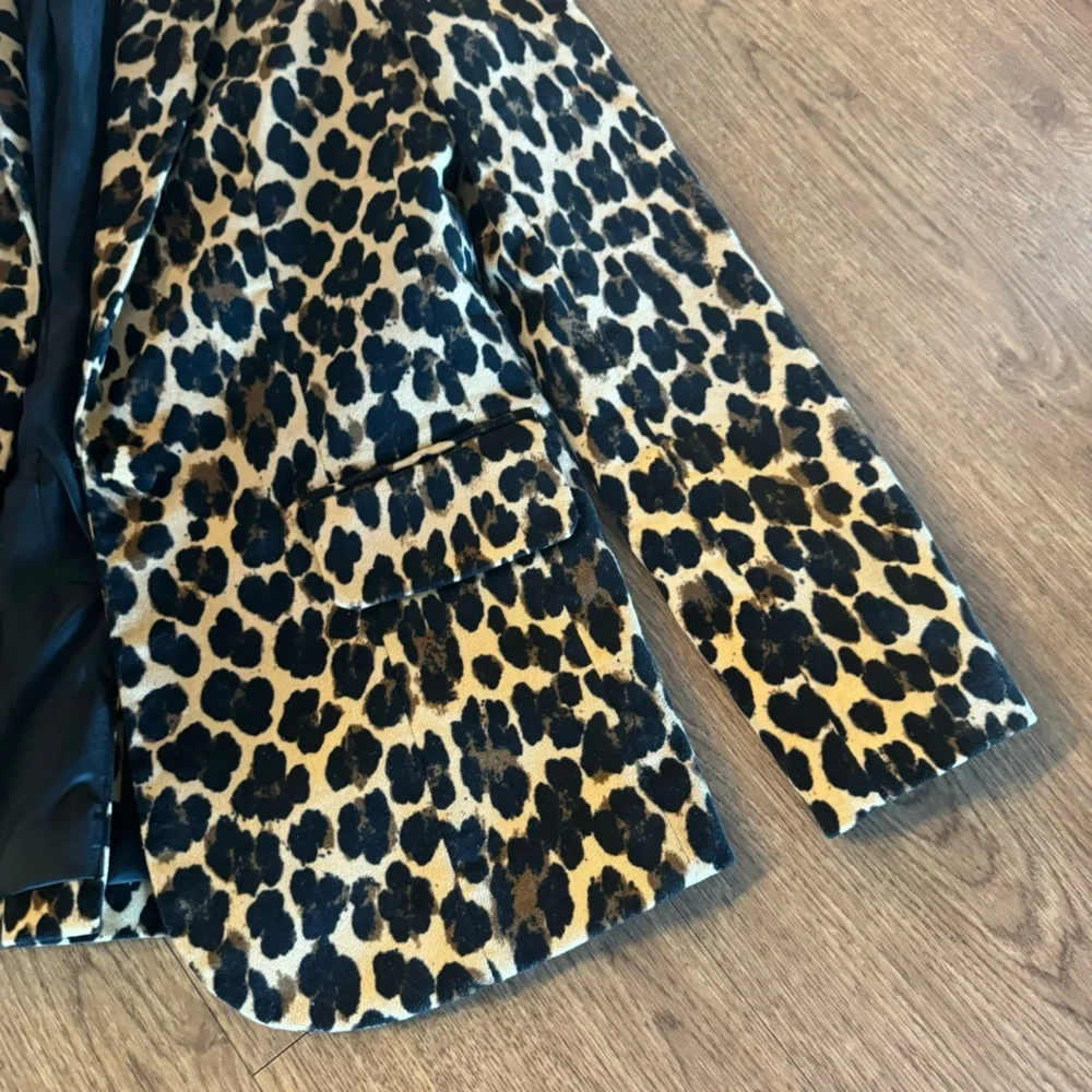 FRAME Classic Cheetah Blazer - Picture 3 of 4
